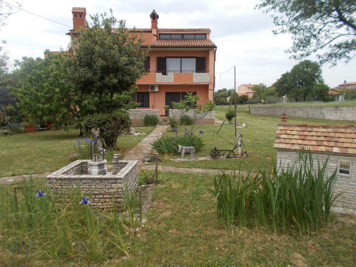 Apartamento Ella Pula Exterior foto
